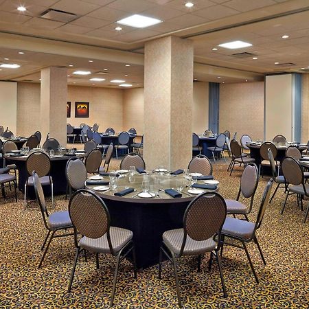 Four Points By Sheraton Moncton Exterior foto