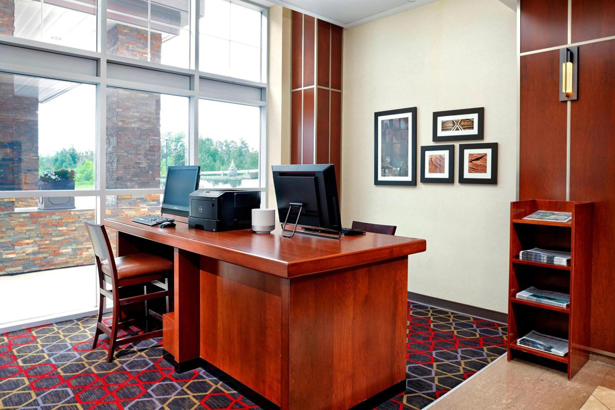 Four Points By Sheraton Moncton Exterior foto